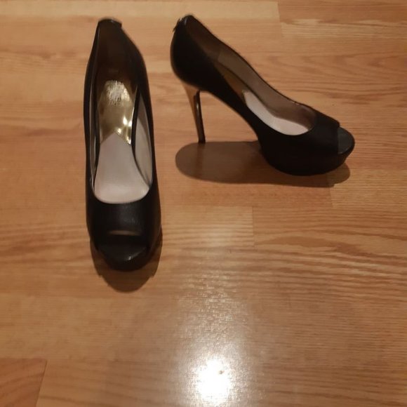 Michael Kors Stilettos - Picture 3 of 4